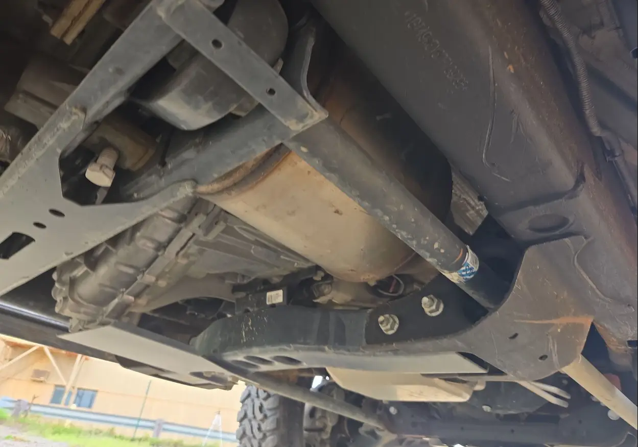 2023 GMC Sierra 3500HD Denali - Image 25