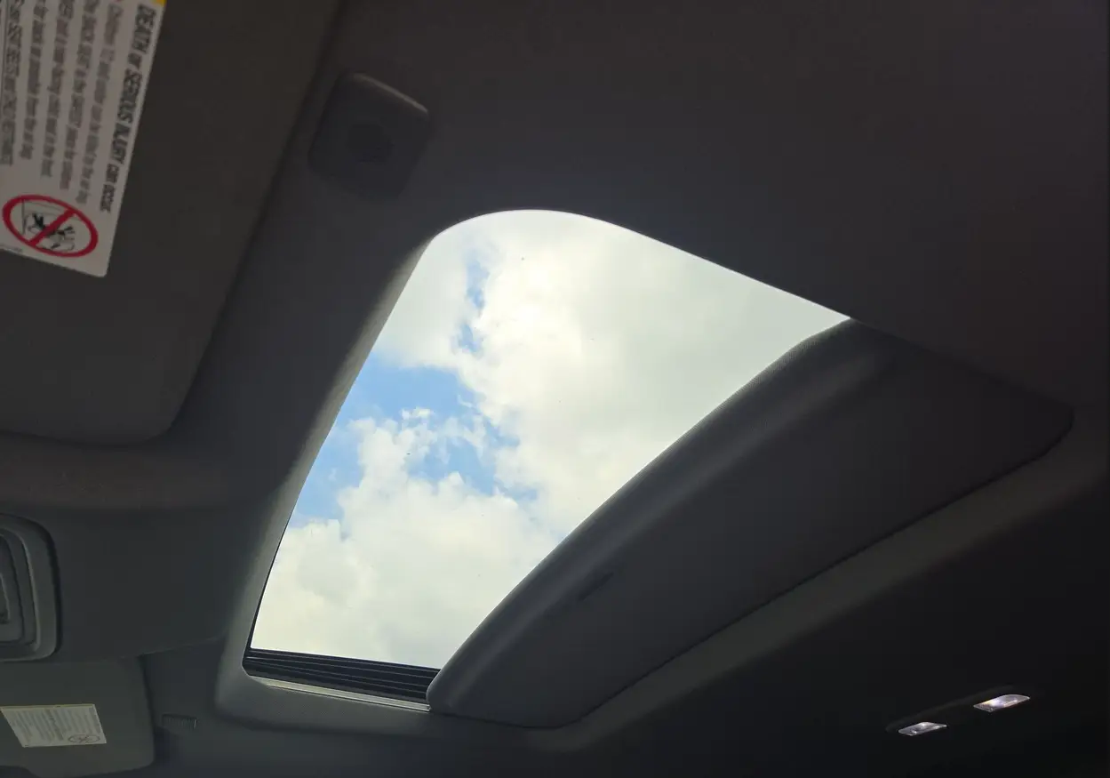 2023 GMC Sierra 3500HD Denali - Image 41