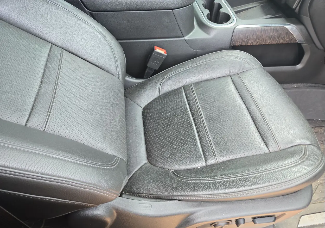 2023 GMC Sierra 3500HD Denali - Image 44