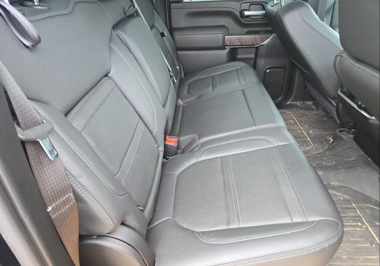 2023 GMC Sierra 3500HD Denali - Image 49