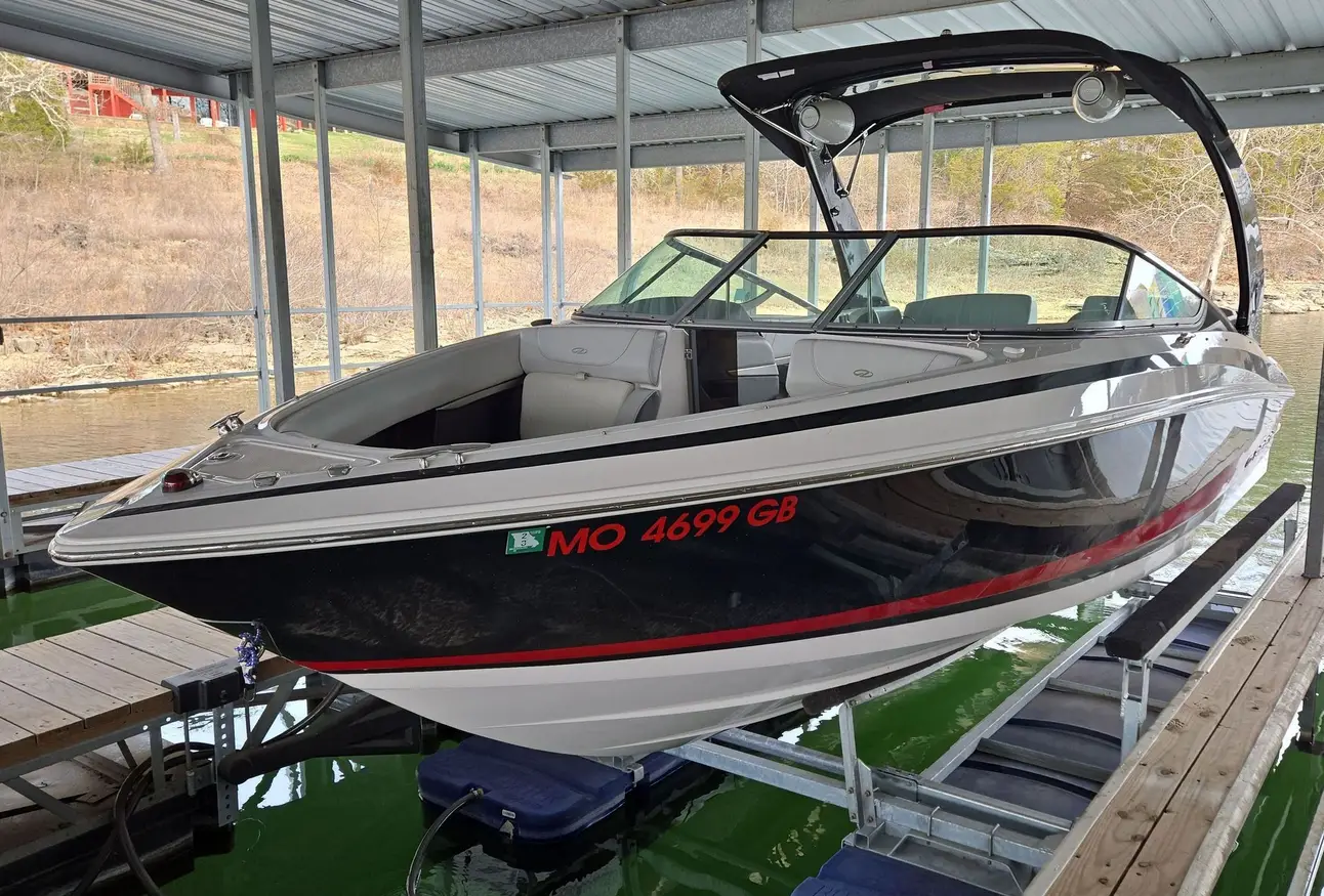 2014 Regal 2300 Fastrac