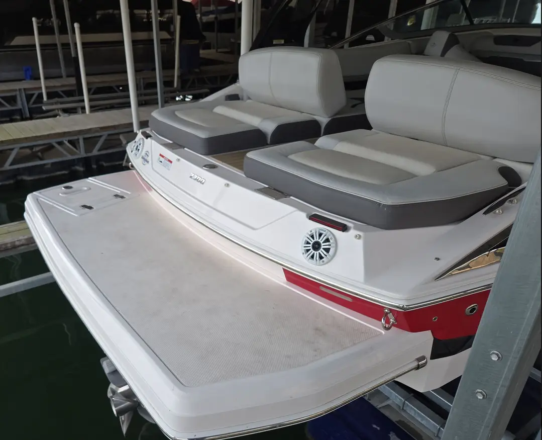 2014 Regal 2300 Fastrac - Image 25