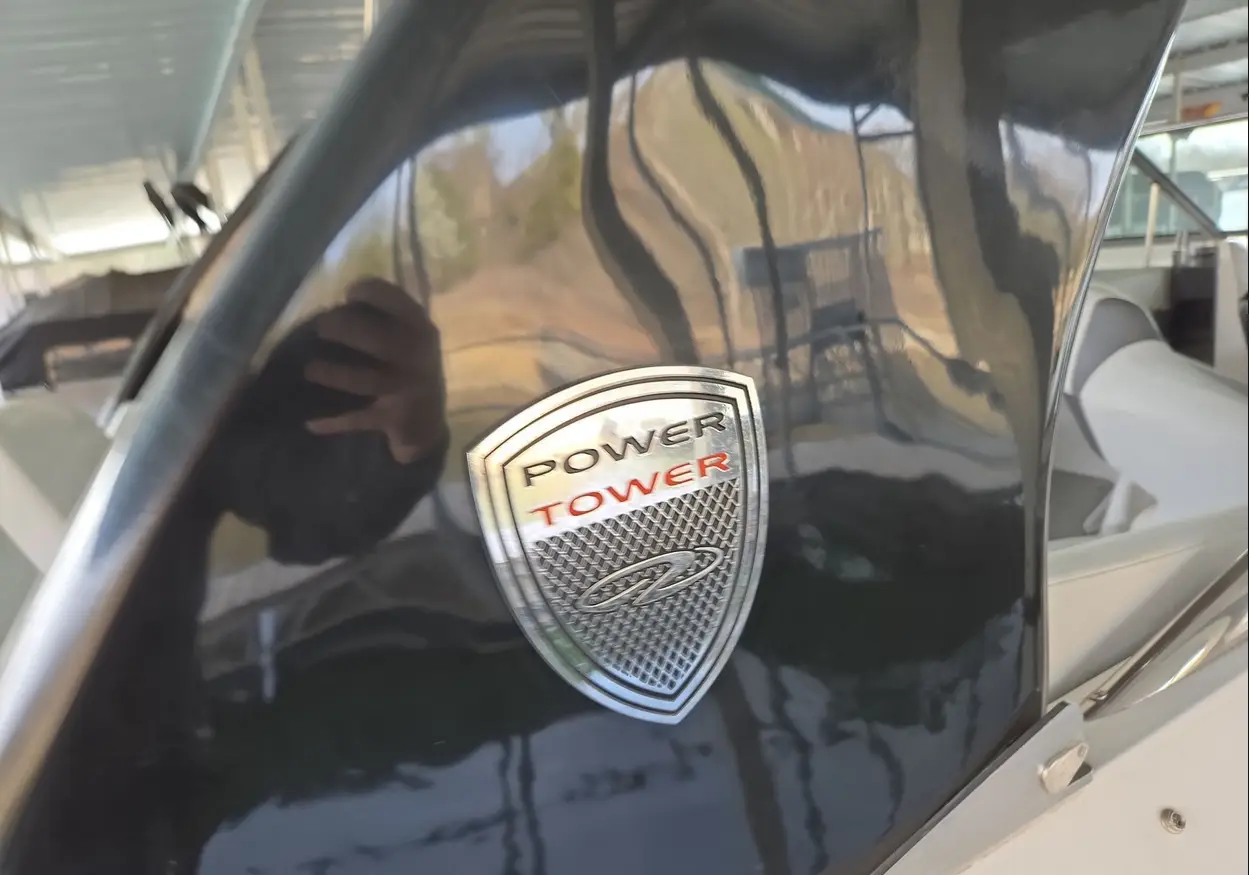 2014 Regal 2300 Fastrac - Image 27