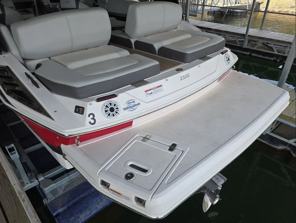 2014 Regal 2300 Fastrac - Image 32