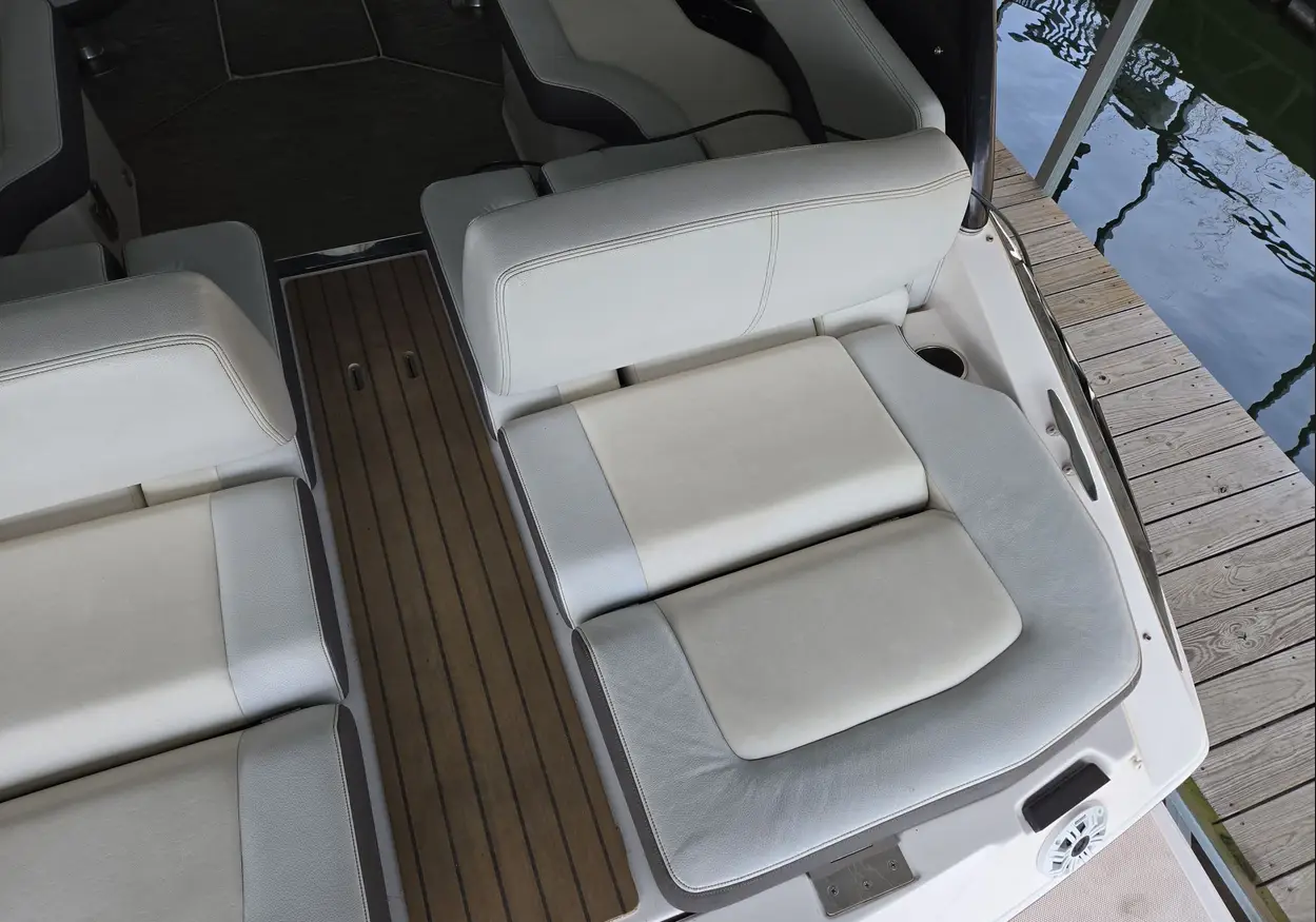 2014 Regal 2300 Fastrac - Image 40