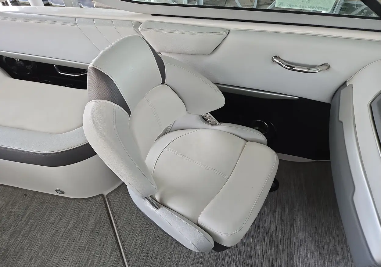 2014 Regal 2300 Fastrac - Image 57