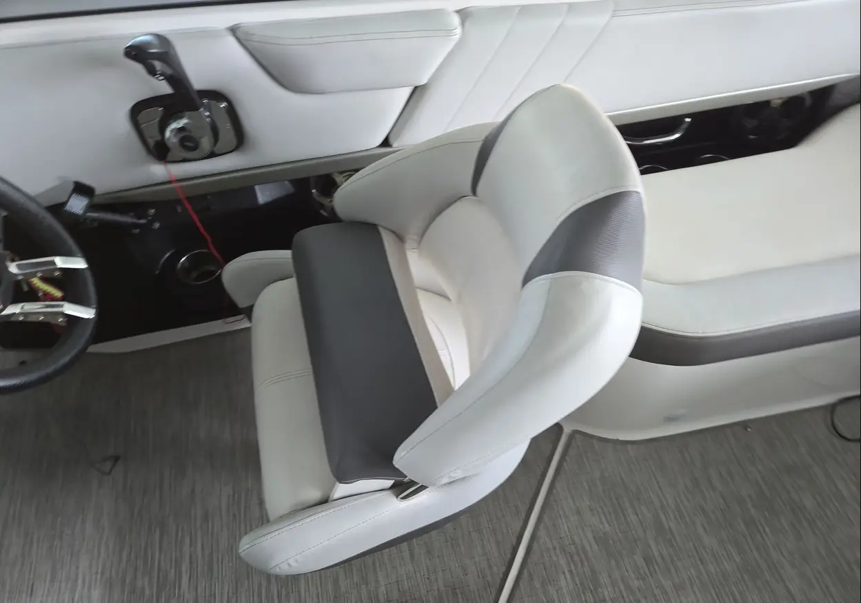 2014 Regal 2300 Fastrac - Image 59