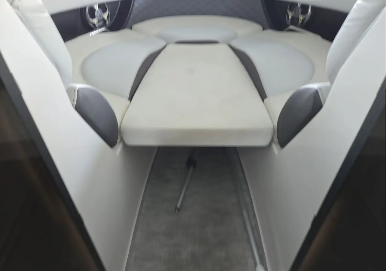 2014 Regal 2300 Fastrac - Image 79