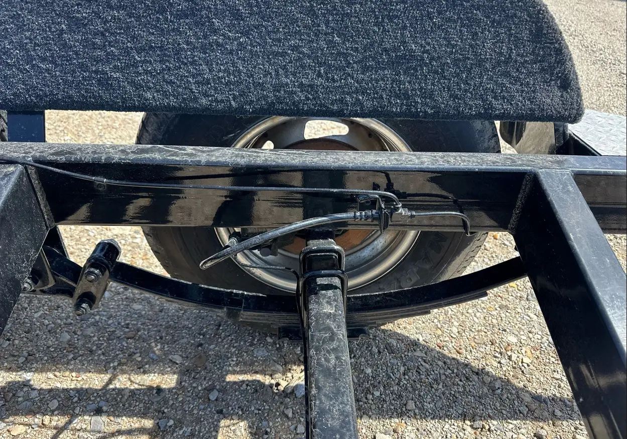 2014 Regal 2300 Fastrac - Image 129