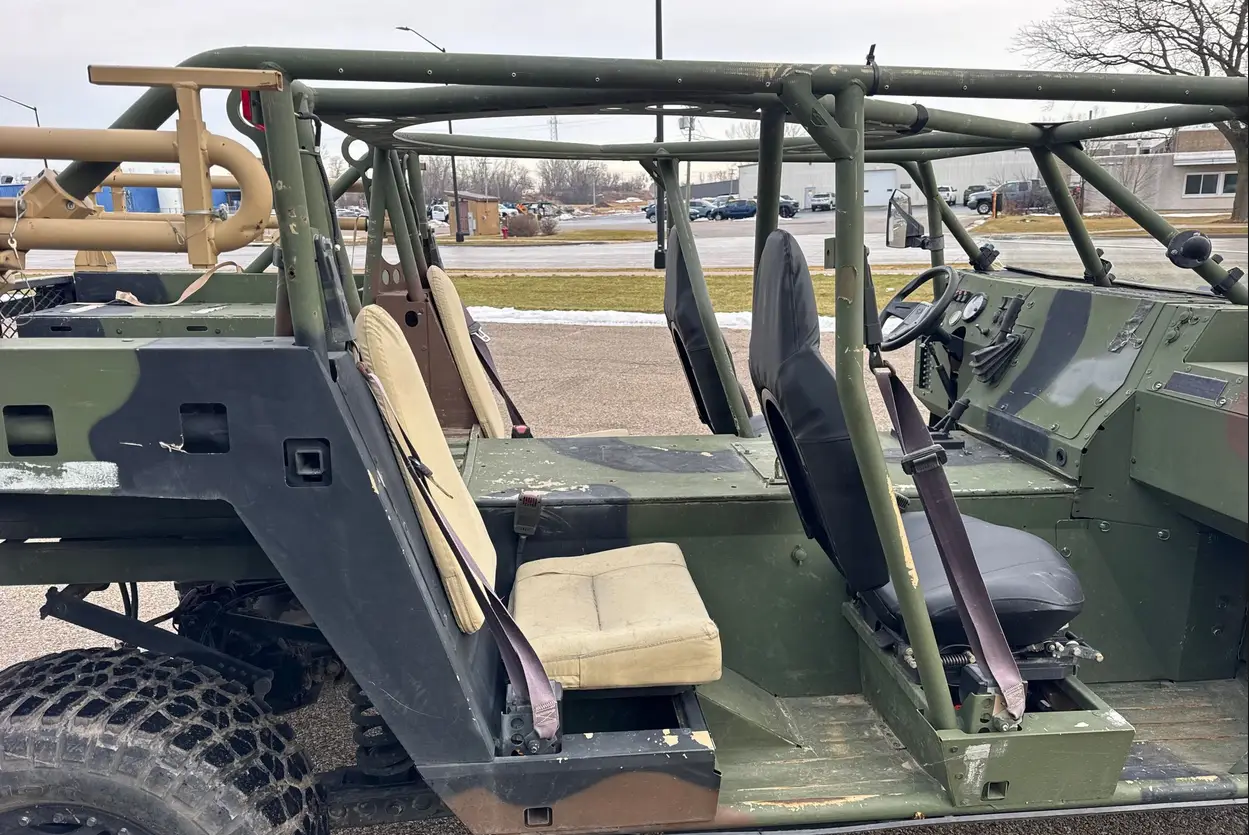 2015 Polaris Defense Dagor - Image 38