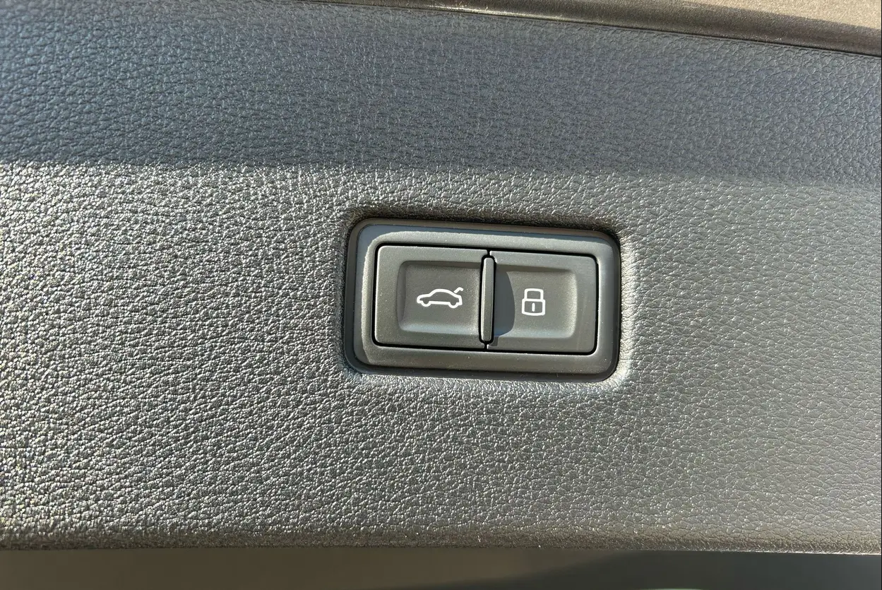 2019 Audi Q8 Quattro Prestige SUV - Image 39