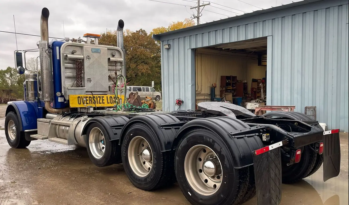 2013 Peterbilt 388 semi truck - Image 7