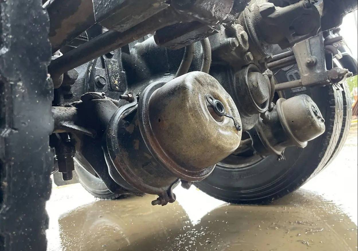 2013 Peterbilt 388 semi truck - Image 53