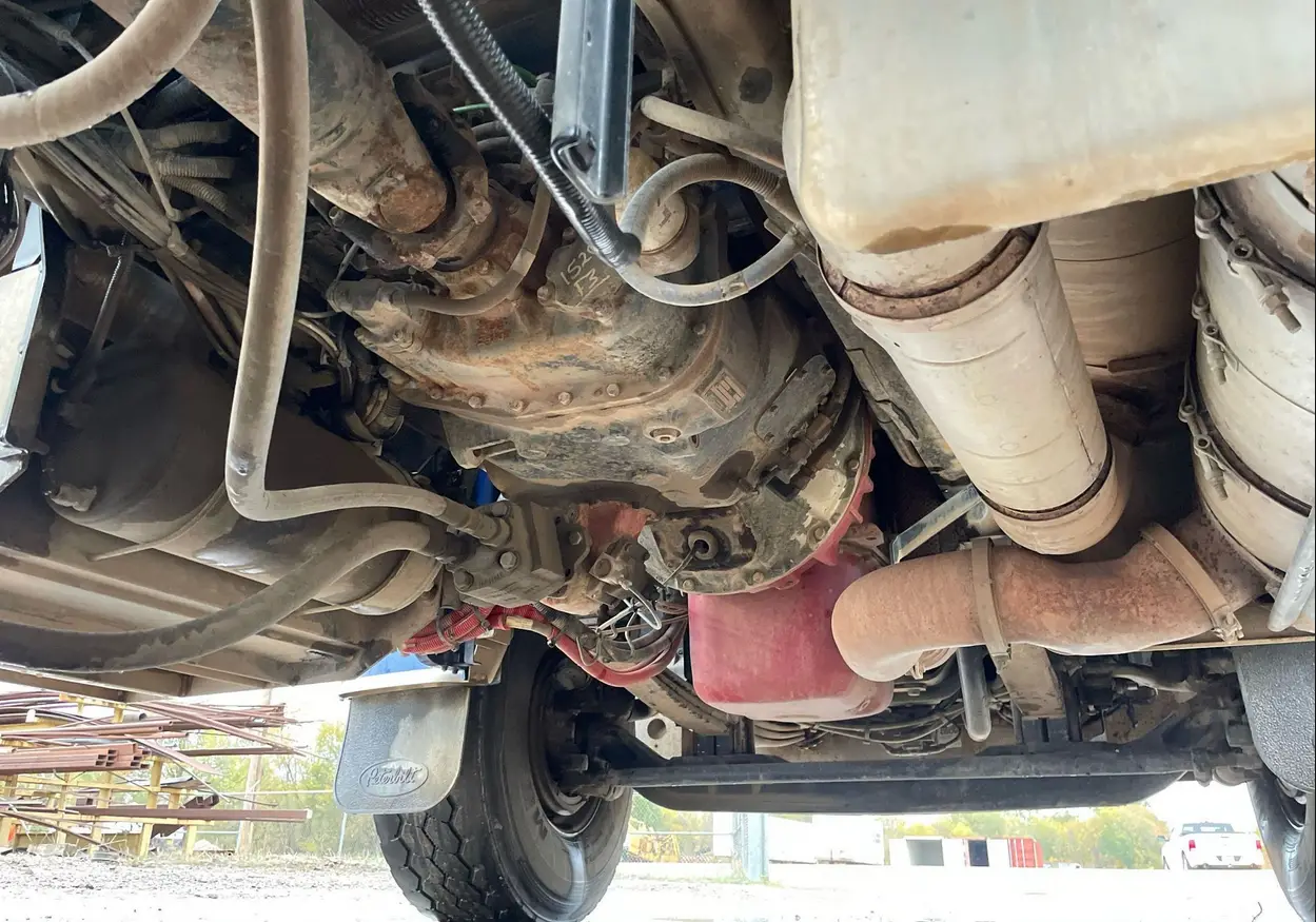 2013 Peterbilt 388 semi truck - Image 56