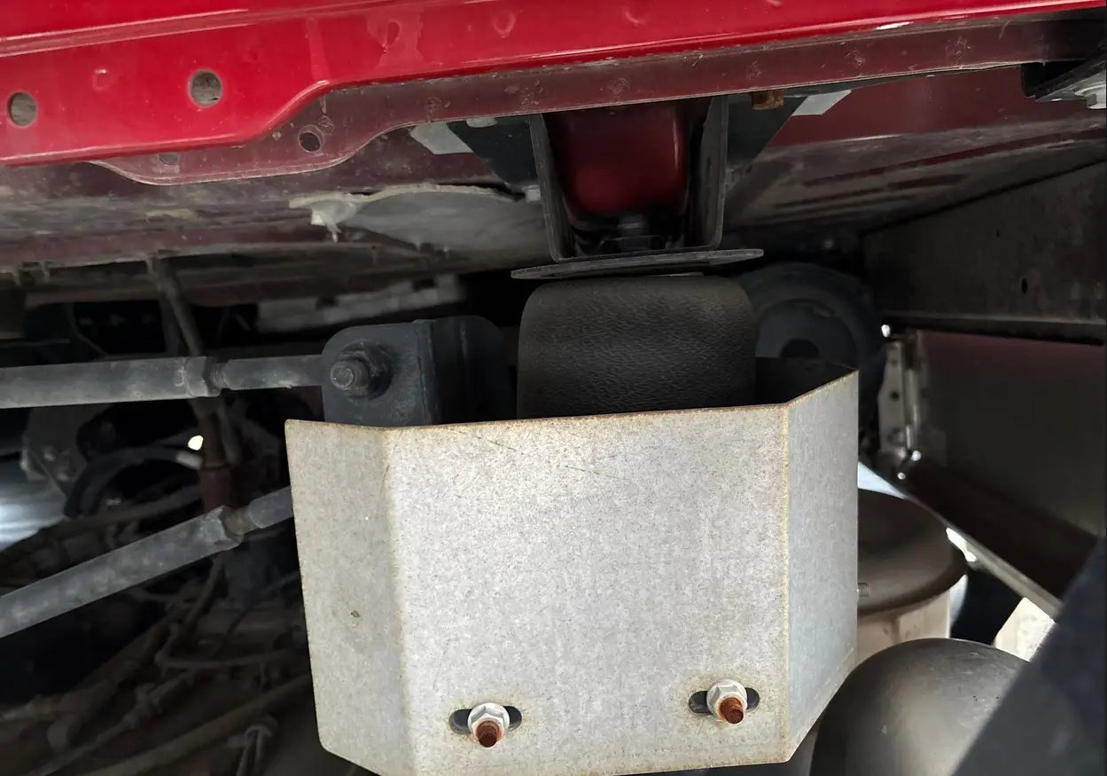 2014 Mack Titan TD713 semi truck - Image 20