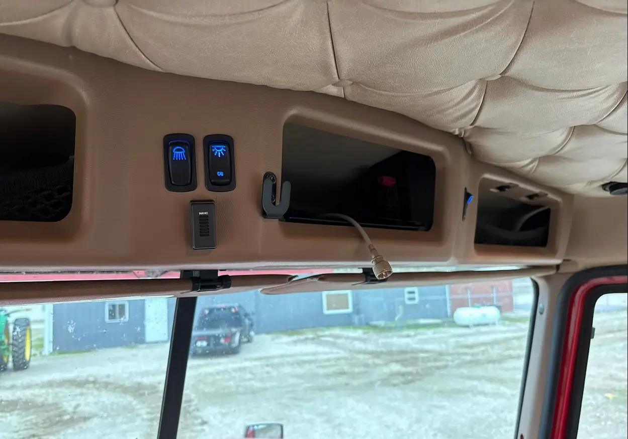 2014 Mack Titan TD713 semi truck - Image 67