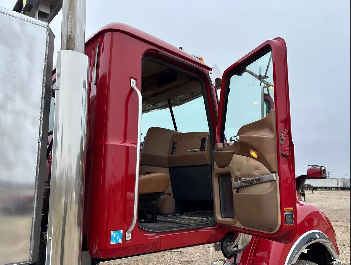 2014 Mack Titan TD713 semi truck - Image 68