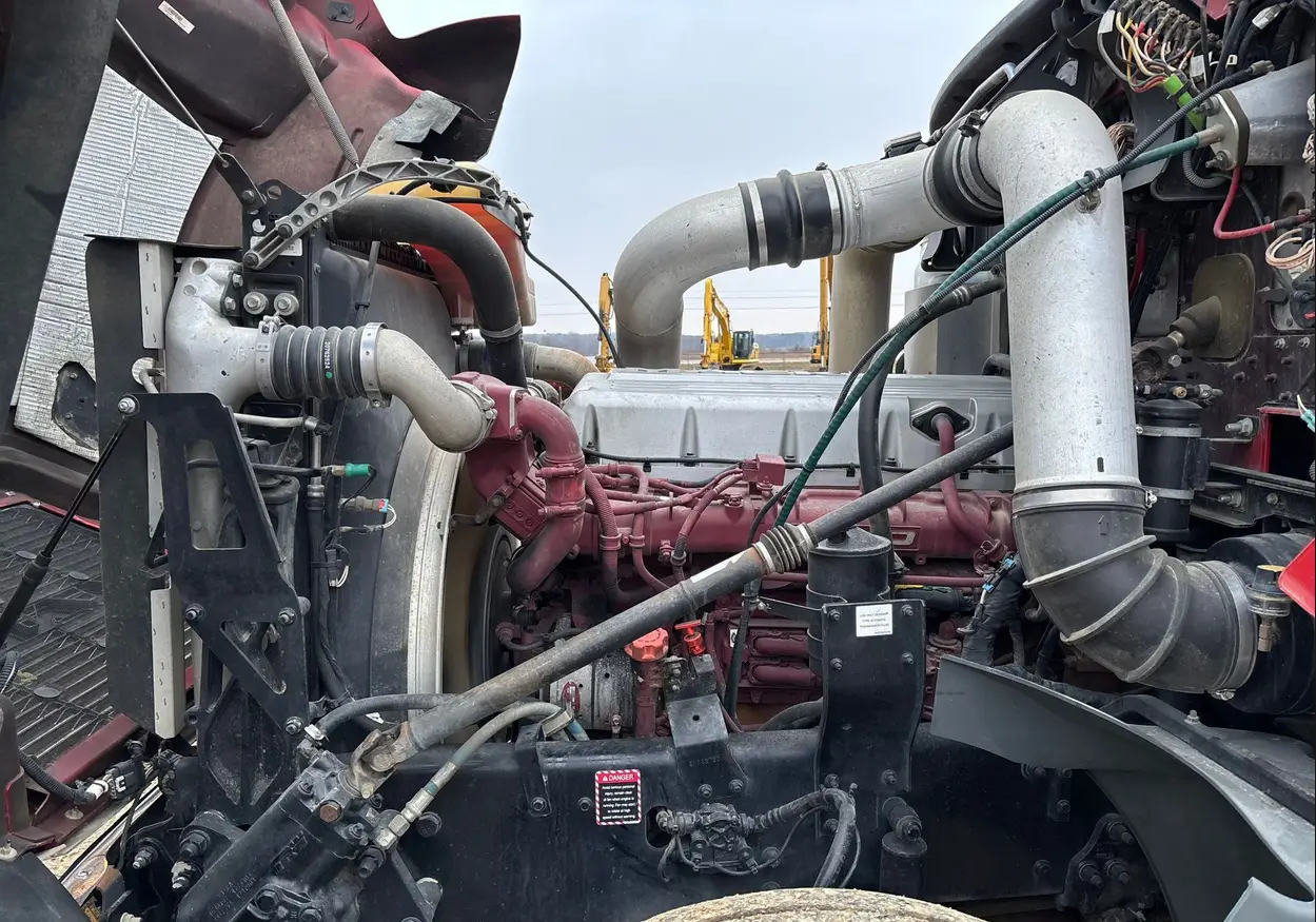 2014 Mack Titan TD713 semi truck - Image 75