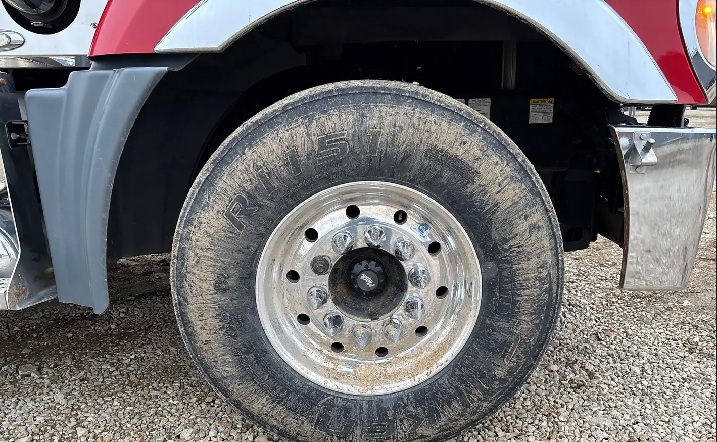 2014 Mack Titan TD713 semi truck - Image 86