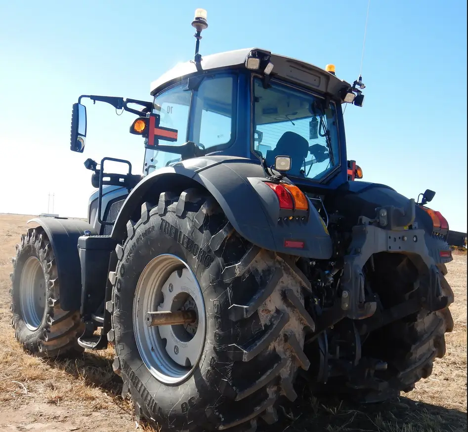 2018 Fendt 933 Vario MFWD Tractor For Sale | Low Hours | Live Auction
