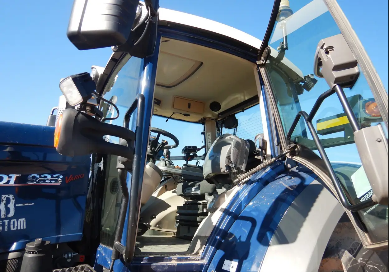 2018 Fendt 933 Vario MFWD Tractor For Sale | Low Hours | Live Auction