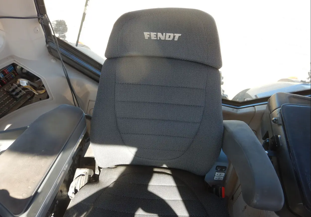 2018 Fendt 933 Vario MFWD Tractor For Sale | Low Hours | Live Auction