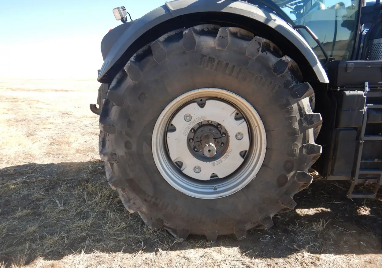 2018 Fendt 933 Vario MFWD Tractor For Sale | Low Hours | Live Auction