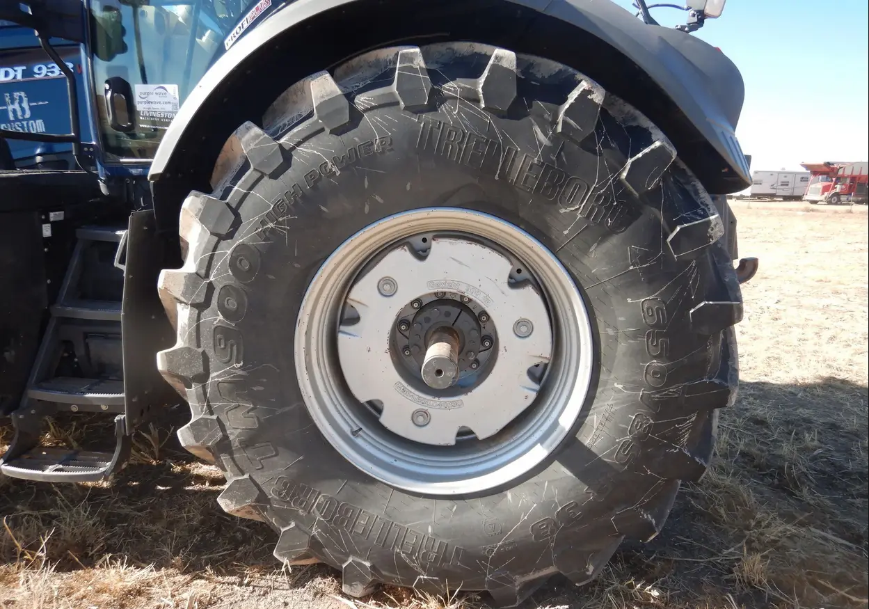 2018 Fendt 933 Vario MFWD Tractor For Sale | Low Hours | Live Auction
