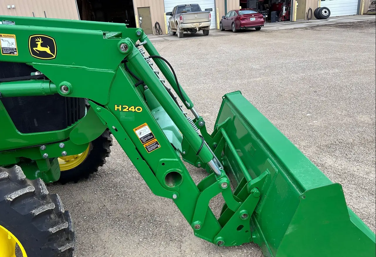 2015 John Deere 5045E MFWD Tractor For Sale | Low Hours | Live Auction