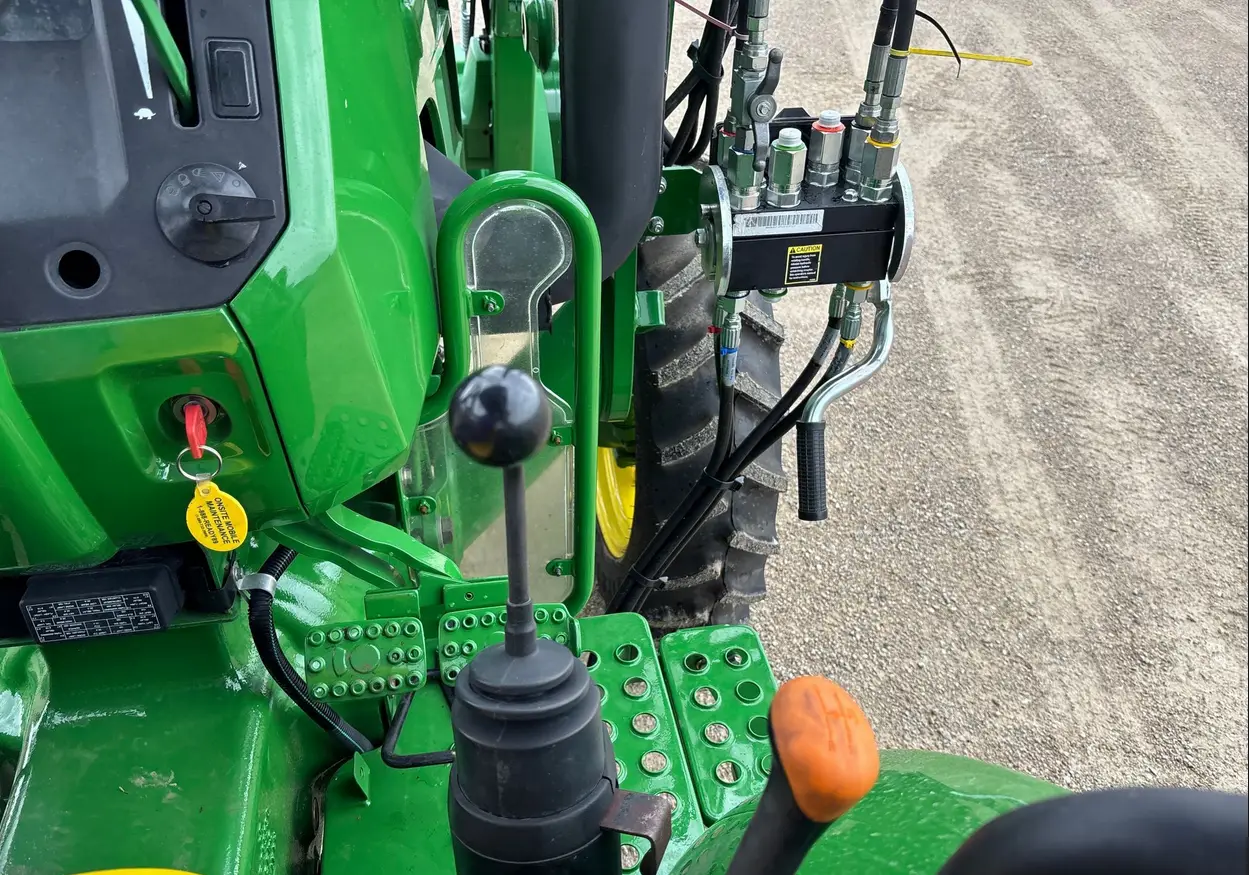 2015 John Deere 5045E MFWD Tractor For Sale | Low Hours | Live Auction