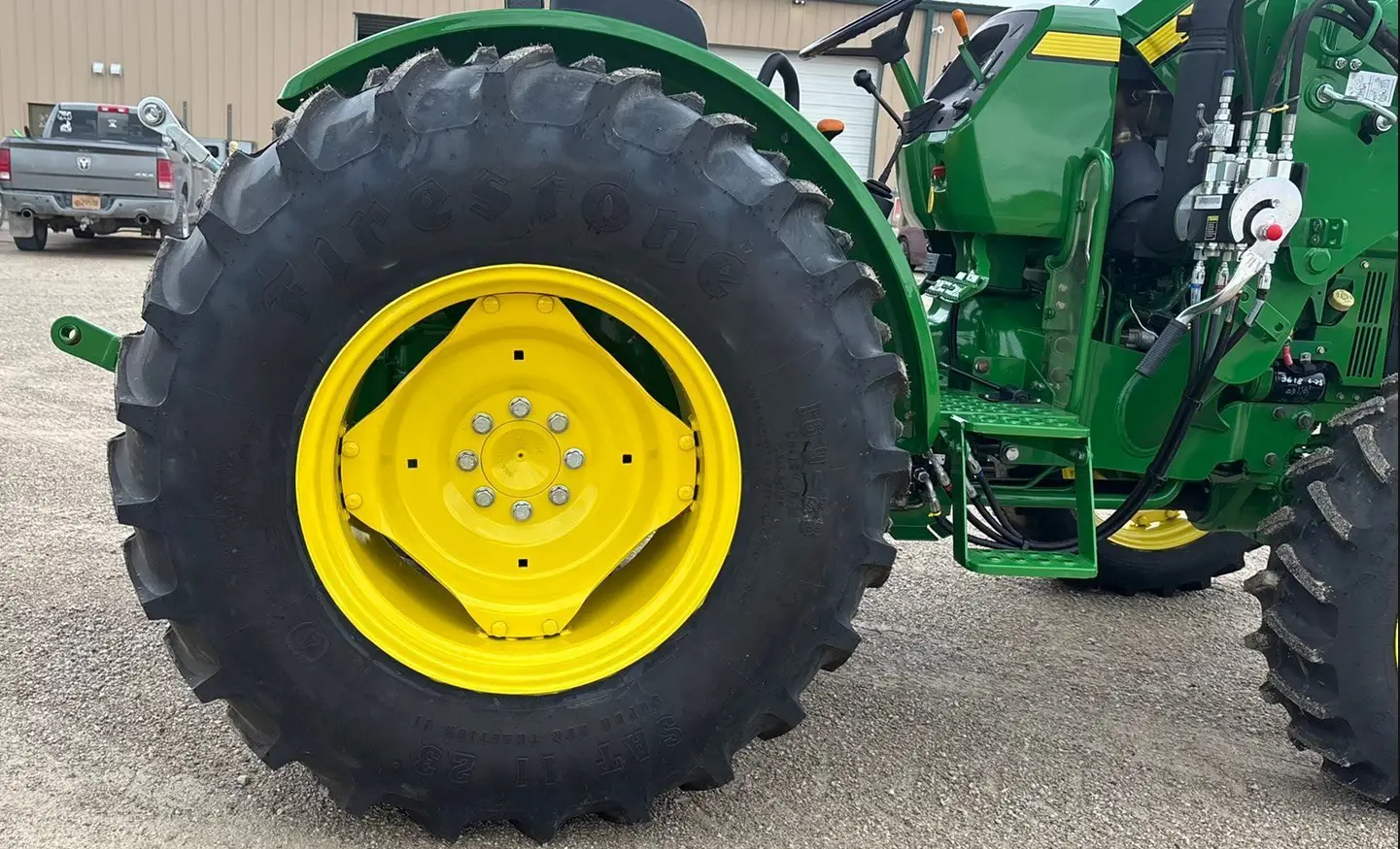 2015 John Deere 5045E MFWD Tractor For Sale | Low Hours | Live Auction