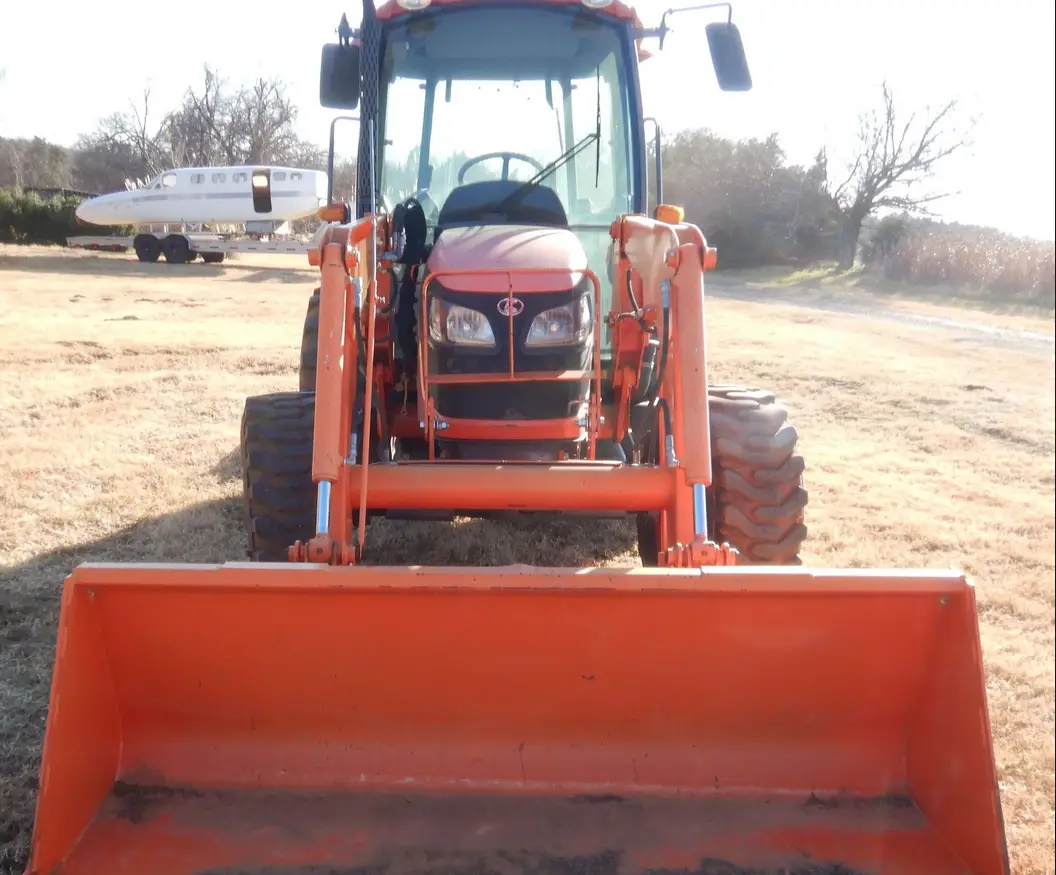 2013 Kubota M7040D MFWD Tractor For Sale | Low Hours | Live Auction