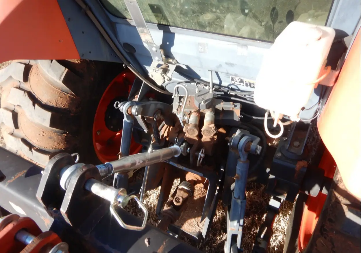 2013 Kubota M7040D MFWD Tractor For Sale | Low Hours | Live Auction