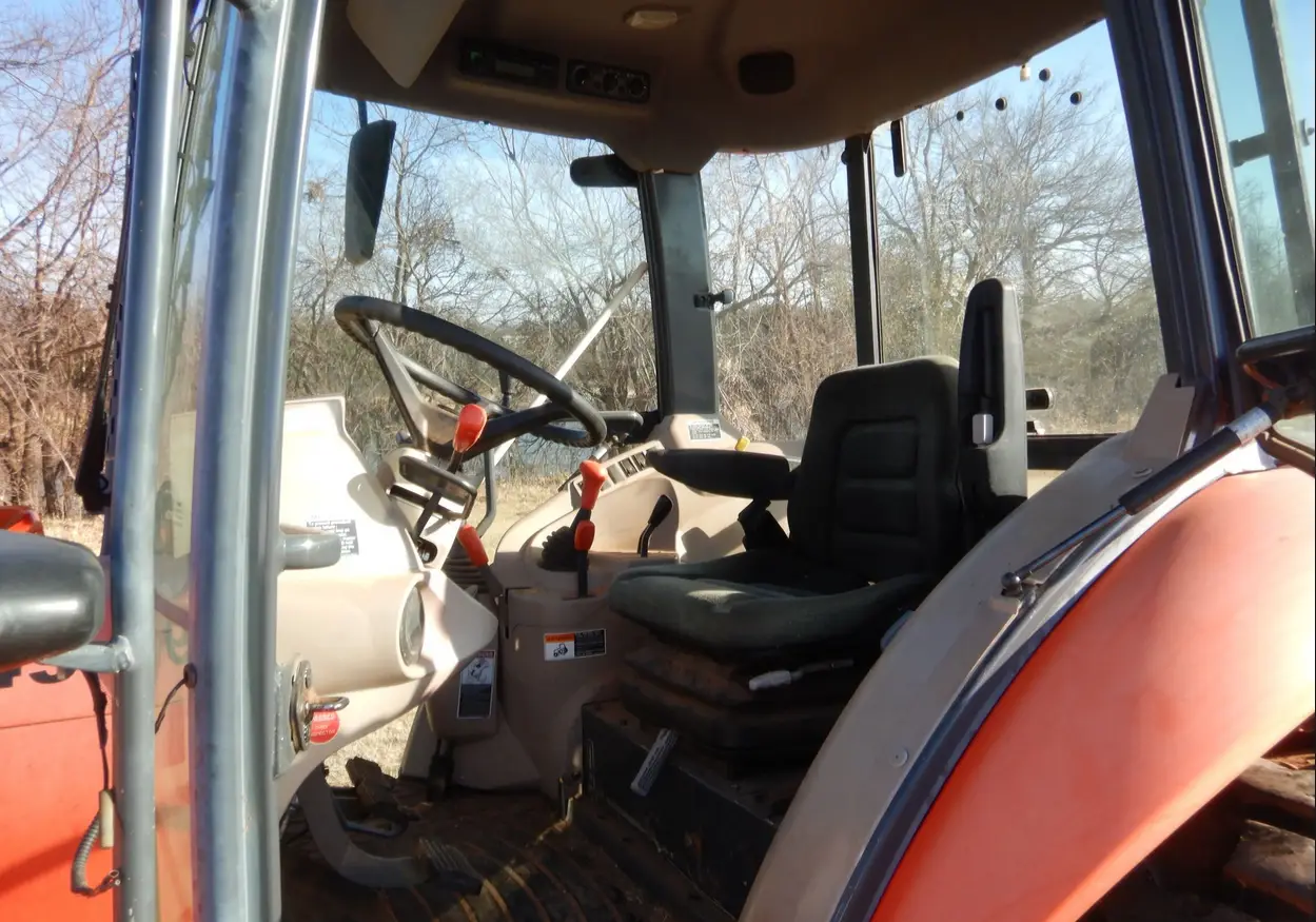 2013 Kubota M7040D MFWD Tractor For Sale | Low Hours | Live Auction