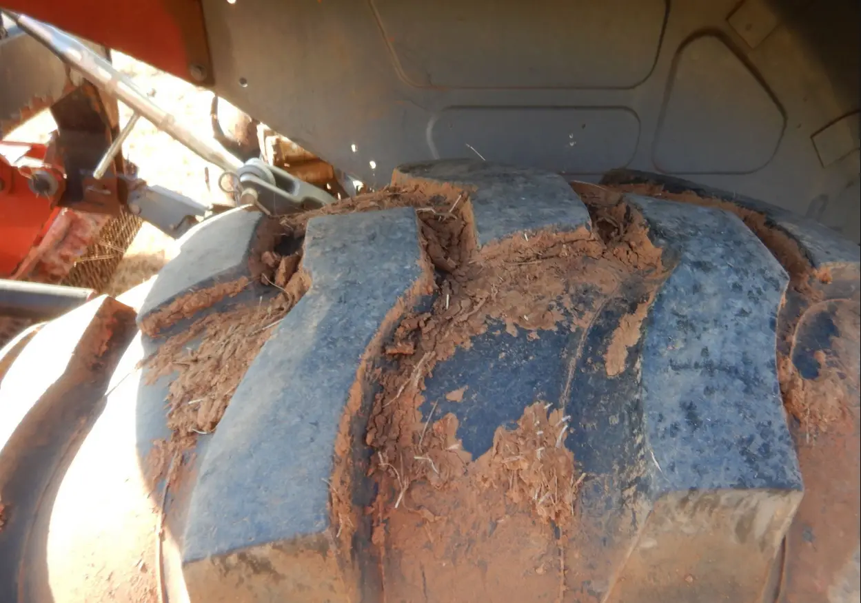 2013 Kubota M7040D MFWD Tractor For Sale | Low Hours | Live Auction