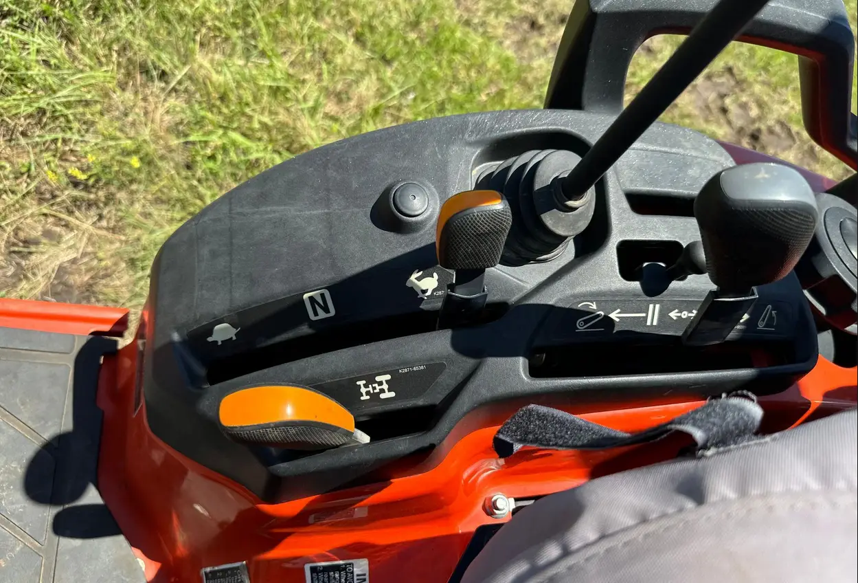 2022 Kubota BX23S MFWD Tractor For Sale | Low Hours | Live Auction