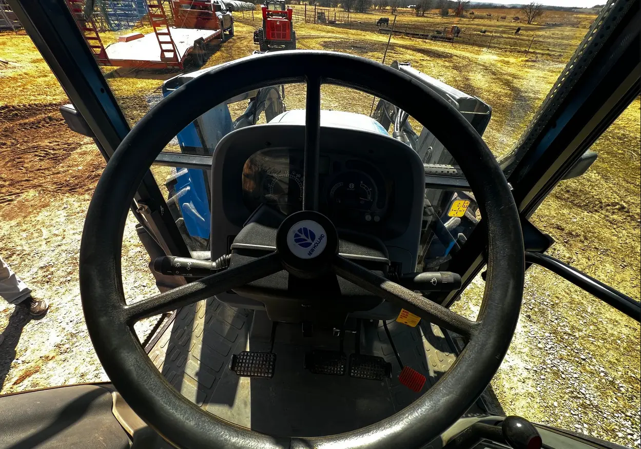 2007 New Holland TL100A MFWD Tractor For Sale | Low Hours | Live Auction