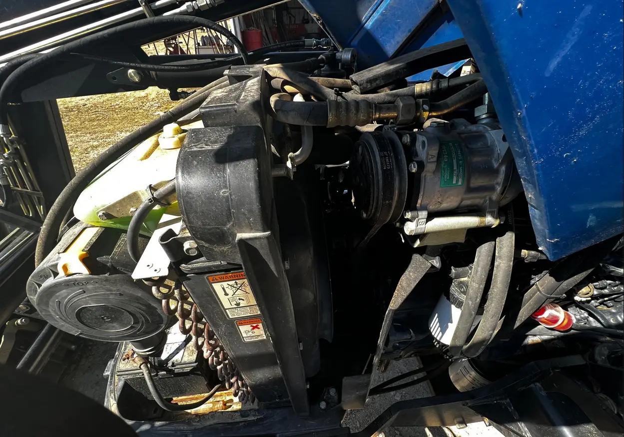 2007 New Holland TL100A MFWD Tractor For Sale | Low Hours | Live Auction