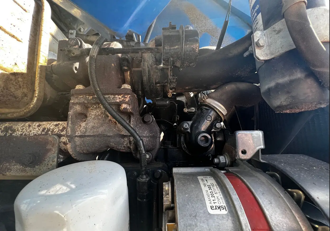 2007 New Holland TL100A MFWD Tractor For Sale | Low Hours | Live Auction