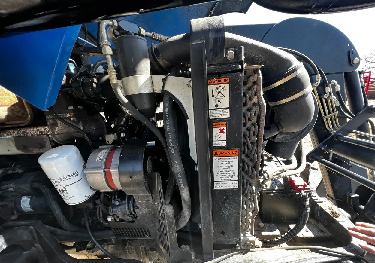 2007 New Holland TL100A MFWD Tractor For Sale | Low Hours | Live Auction