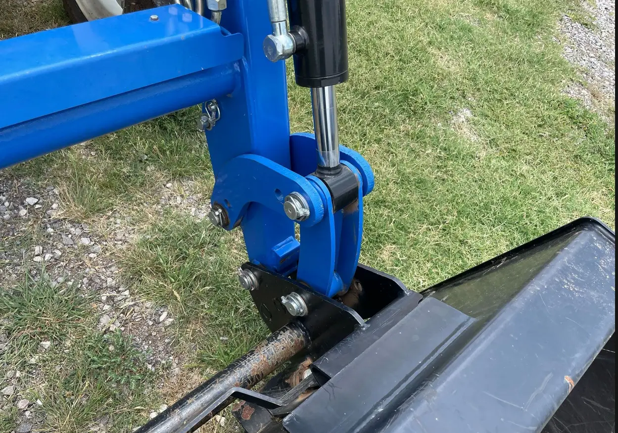 2018 New Holland Workmaster 75 MFWD Tractor For Sale | Low Hours | Live Auction