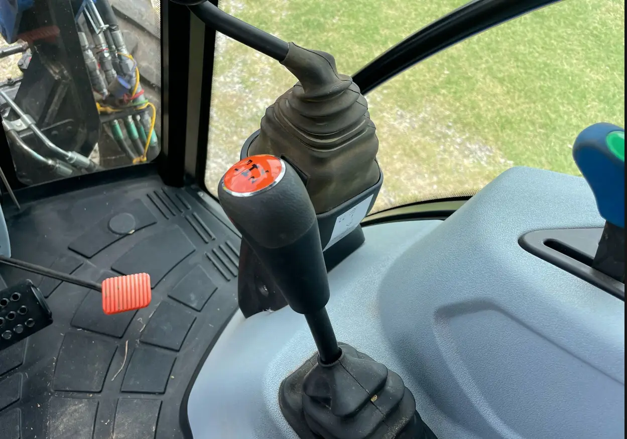 2018 New Holland Workmaster 75 MFWD Tractor For Sale | Low Hours | Live Auction