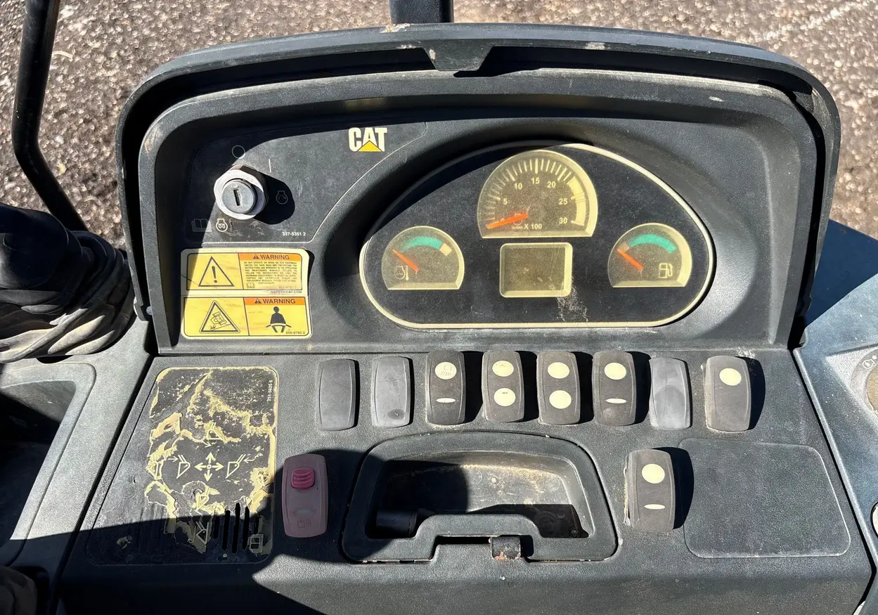 2014 Caterpillar 420F Backhoe For Sale | Low Hours | Live Auction