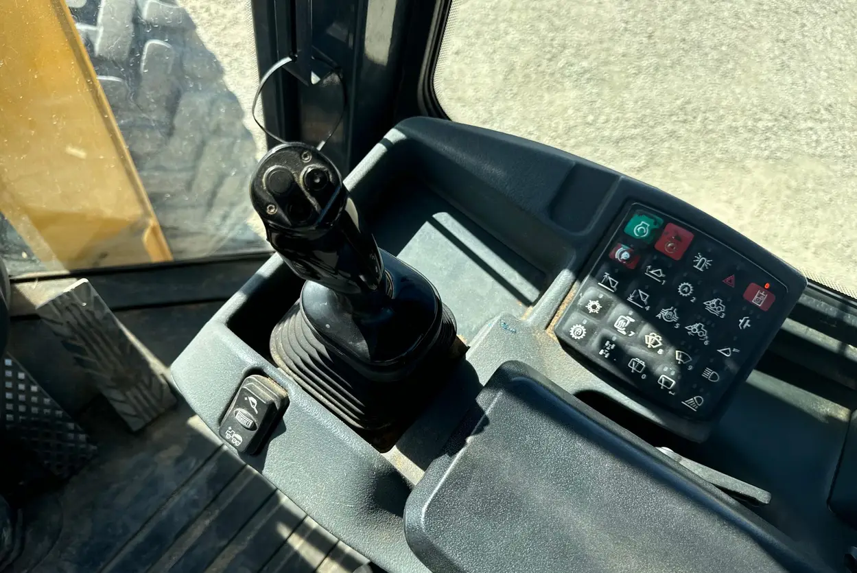 2015 John Deere 544K wheel loader For Sale | Low Hours | Live Auction