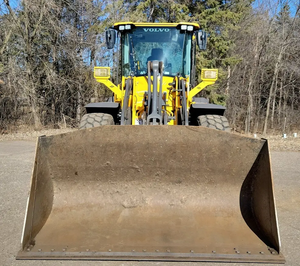 2022 Volvo L90H wheel loader For Sale | Low Hours | Live Auction