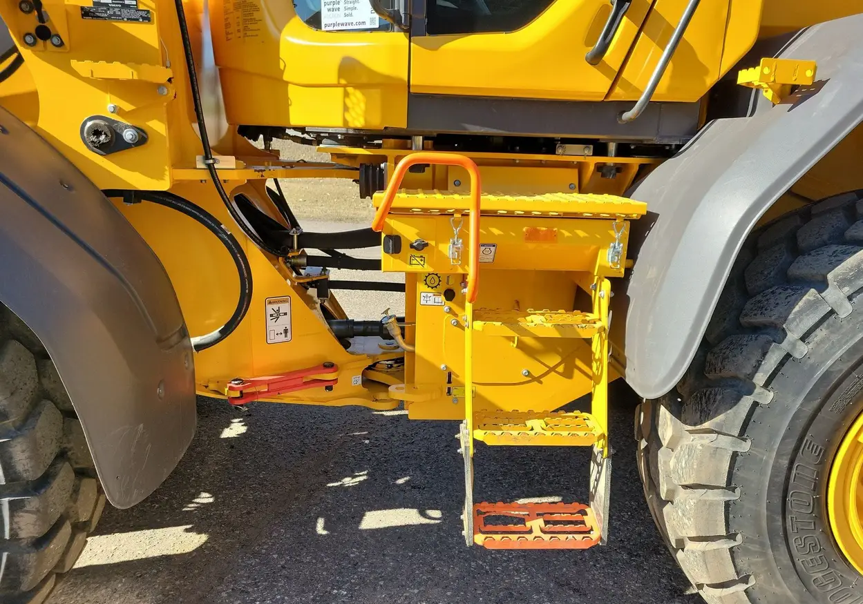 2022 Volvo L90H wheel loader For Sale | Low Hours | Live Auction