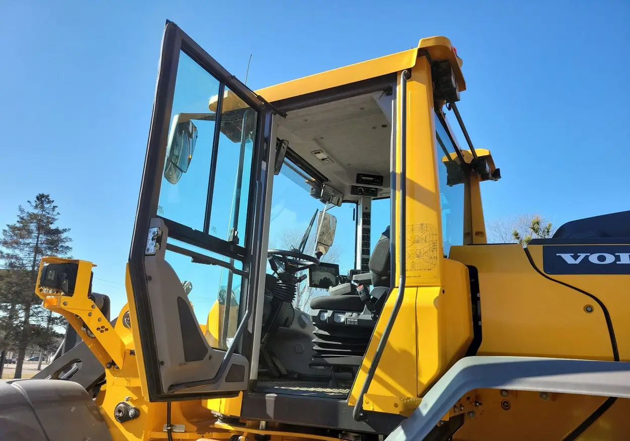 2022 Volvo L90H wheel loader For Sale | Low Hours | Live Auction