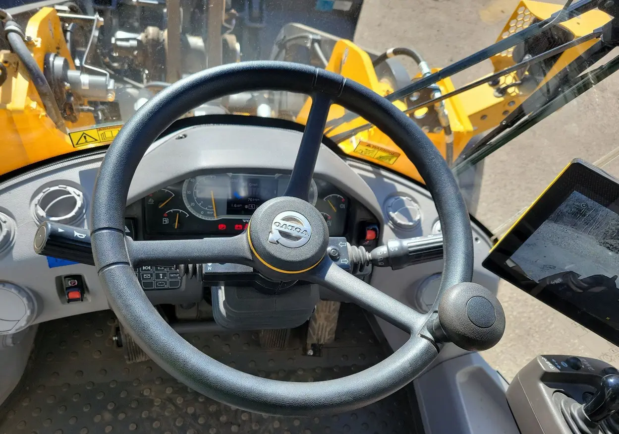 2022 Volvo L90H wheel loader For Sale | Low Hours | Live Auction