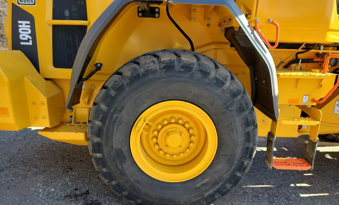 2022 Volvo L90H wheel loader For Sale | Low Hours | Live Auction