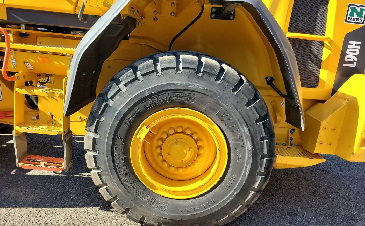 2022 Volvo L90H wheel loader For Sale | Low Hours | Live Auction